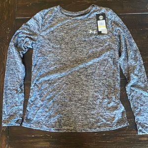 NEW! Under Armour Athletic tee